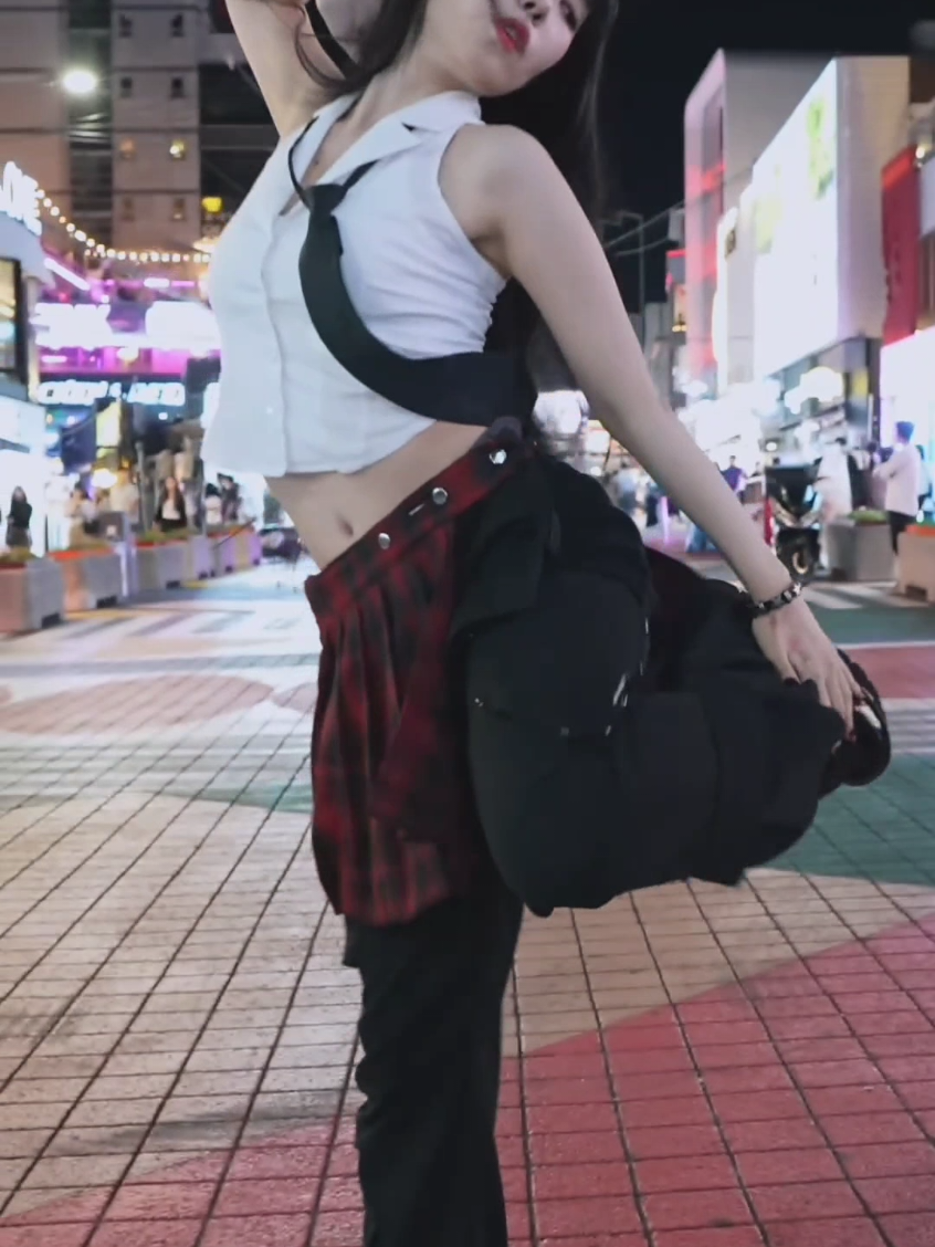 AESPA - RICH MAN TEAM B YUWHA FANCAM I don't want to hear anything.. she tore off the cover of Karina Shr did so good and I love her confidence. She is a member to look forward for the Karina part. #Yuwha #ARTBEAT #aespa #richman #KpopDanceCover 