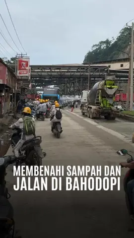 Setelah soal sampah, kini giliran masalah jalan di Bahodopi.  Alhamdulillah, izin dari provinsi sudah kami terima. Yakin dan percaya, permasalahan di Bahodopi insyaAllah bisa kita selesaikan bersama satu persatu. #IksanBaharudinAbdulRauf #BupatiMorowali #Morowali  #sampahmorowali #jalanmorowali 