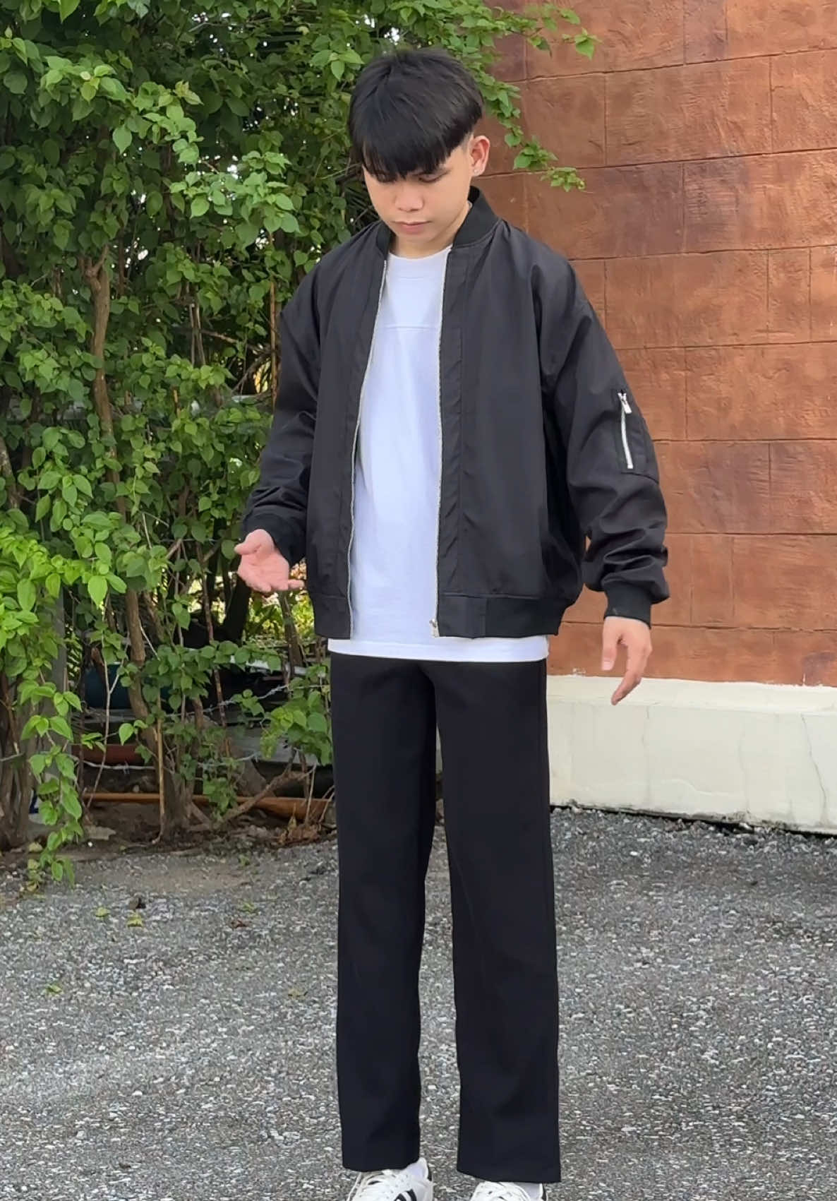 Quần âu ống suông cạp rút phong cách bộ đội vừa tiện vừa đẹp nè😍 #xuhuong #reviewlamdep #outfit #tiktokshop #luongloveyou 