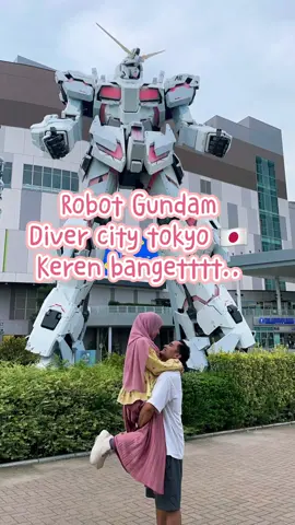 ✨🤖 Siapa yang ke Jepang wajib banget mampir ke Odaiba buat lihat Robot Gundam raksasa ini! Rasanya kayak masuk ke dunia anime beneran 😍🇯🇵 Jangan lupa abadikan momen foto keren di sini ya! 📸 #Odaiba #GundamTokyo #JapanTrip #ExploreJapan #jalanjalanjepang 