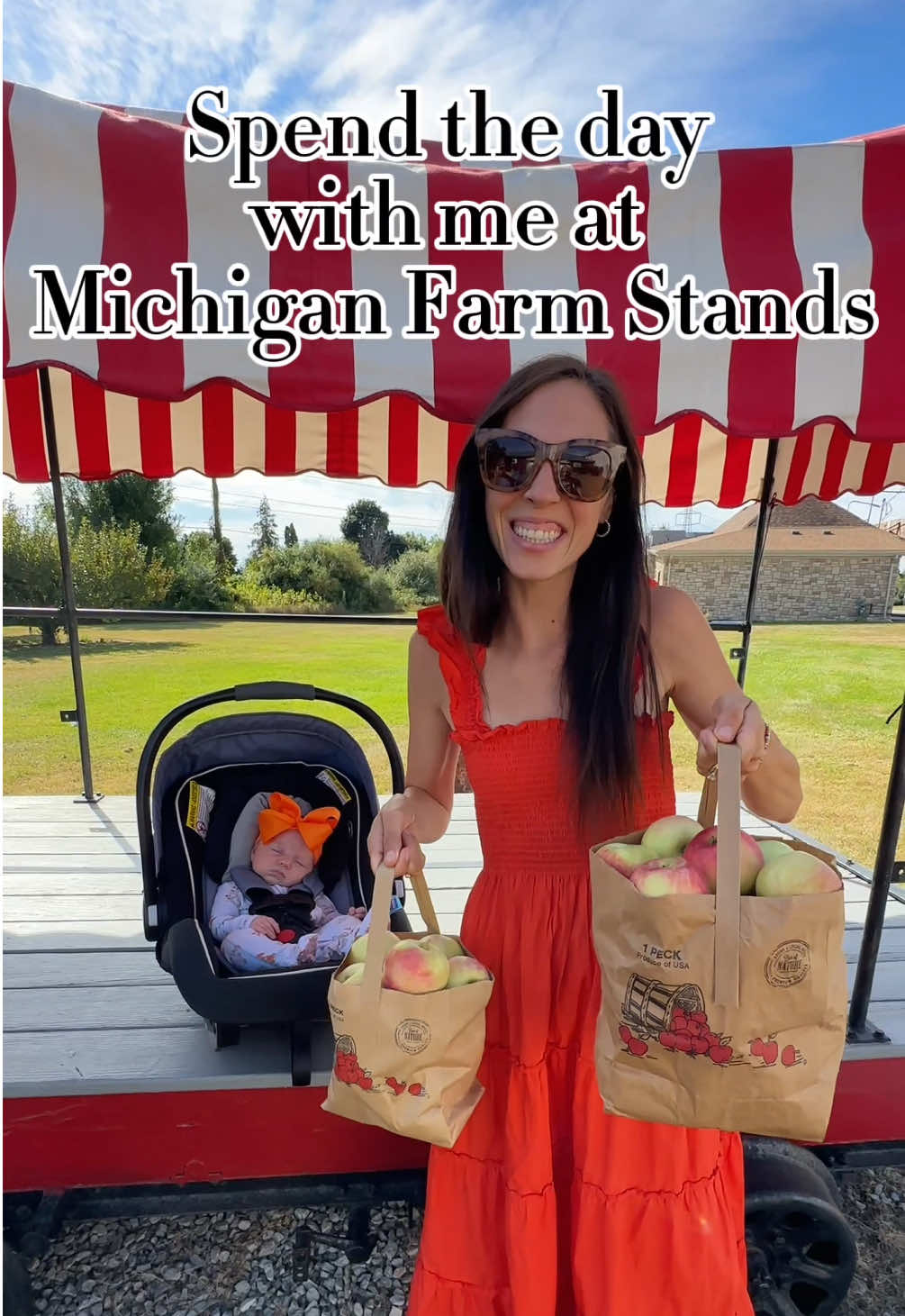 Come with me to check out all of the amazing in-season produce at Michigan farm stands! Visit @Michigan GROWN, Michigan GREAT for more info about MI farming. AD  We visited:  *@Verellen Orchards- I got the most amazing Zestar @Michigan Apples  *@westvieworchards- the strawberry rhubarb jam is so good! *@thefarmersdaughtermi- we got beautiful peppers and cabbage there *Northern Farm Market #puremichigan #michiganfarming #fall #produce #michiganproduce 