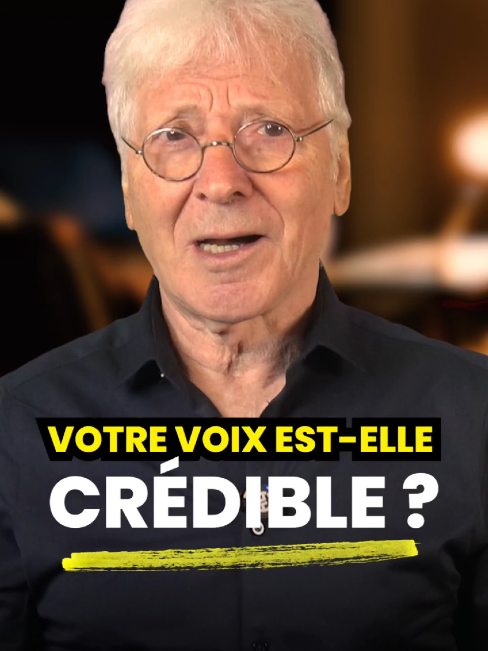 👑La véritable autorité n'a rien à voir avec la force ou le volume. 💡Elle se construit dans la stabilité : du corps, de la voix, du souffle... et même de la pensée. ✨Quand on est ancré, posé et clair, on n'a plus besoin de s'agiter pour convaincre. La présence parle d'elle-même. 👉Pour plus de conseils, abonne-toi et partage ce reels avec une personne. #communicationtips  #voix  #eloquence  #confianceensois  #autorité 
