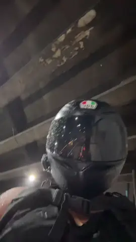 pag bumabagyo pala dapat nakapirme lang sa bahay