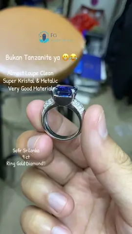 Bukan Tanzanite Yaa !!! 💎Blue Saphire ✰ Weight 9.5 ct ✰ Origin Srilanka ✰ Sertikat AGL avalilable ✰ color Blue ✰Comment Heat 📌Whatsapp or Dm For Price #blue #sapphire #bluesapphire #fyp 
