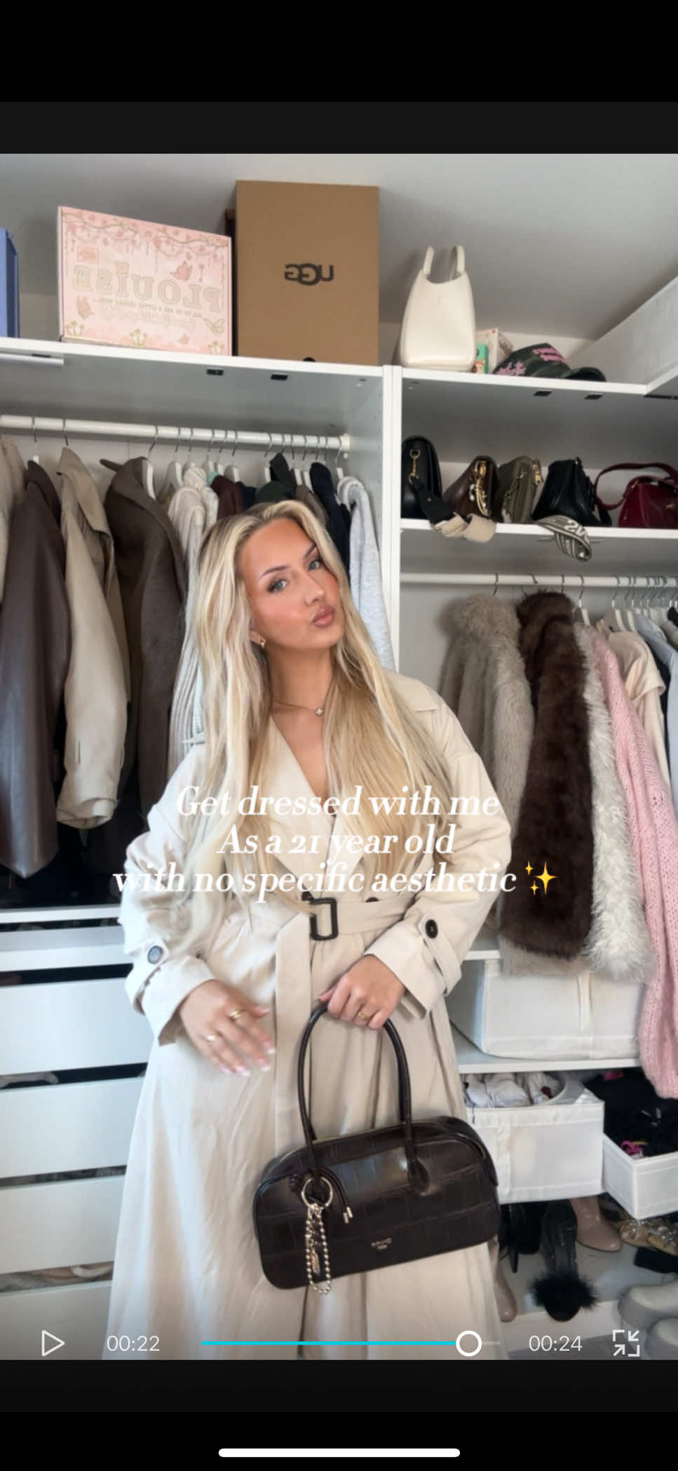 Pretty sure this looks better than the plastic bag option ✨ #cleangirl #trenchcoat #beigeoutfit #oldmoneyoutfit #foryoupage 