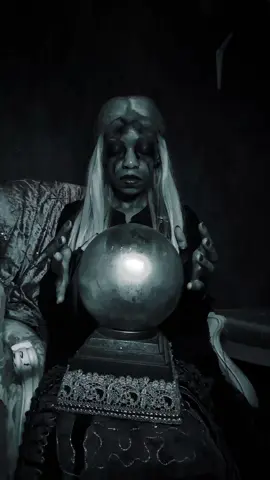 Selestias readings are always cursed. Damned if you will. You get your reading but you feel strange.... #originalcharacter #hauntactor #blacktiktoktakeover #blerdsoftiktok #blackcosplayerhere 