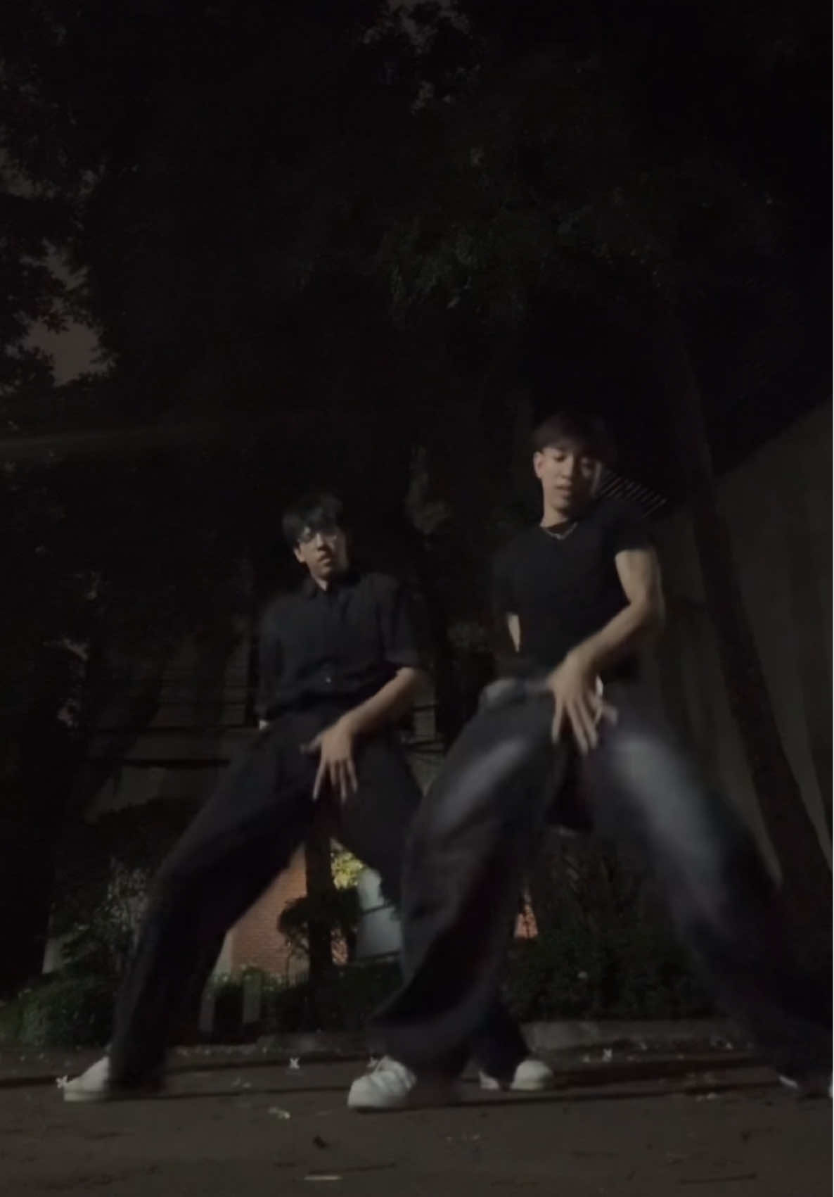 🙌🏻 w/ @J4MES🐶  #dancechallenge 