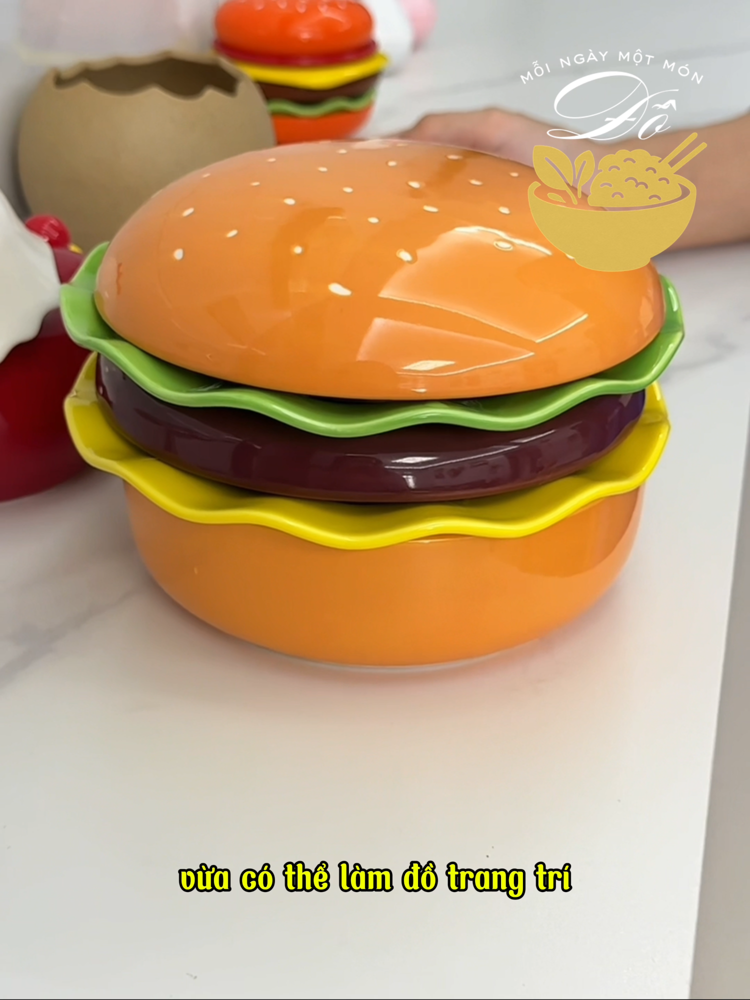 🍔 Bộ bát đĩa sứ hình hamburger 5 món 🍽️ Đúng chuẩn “vừa xinh vừa xịn” cho bữa ăn thêm trọn vẹn! 🏡 #ĐỗMỗiNgàyMộtMón #BátĐĩaSứ #Hamburger #TrangTríNhàBếp