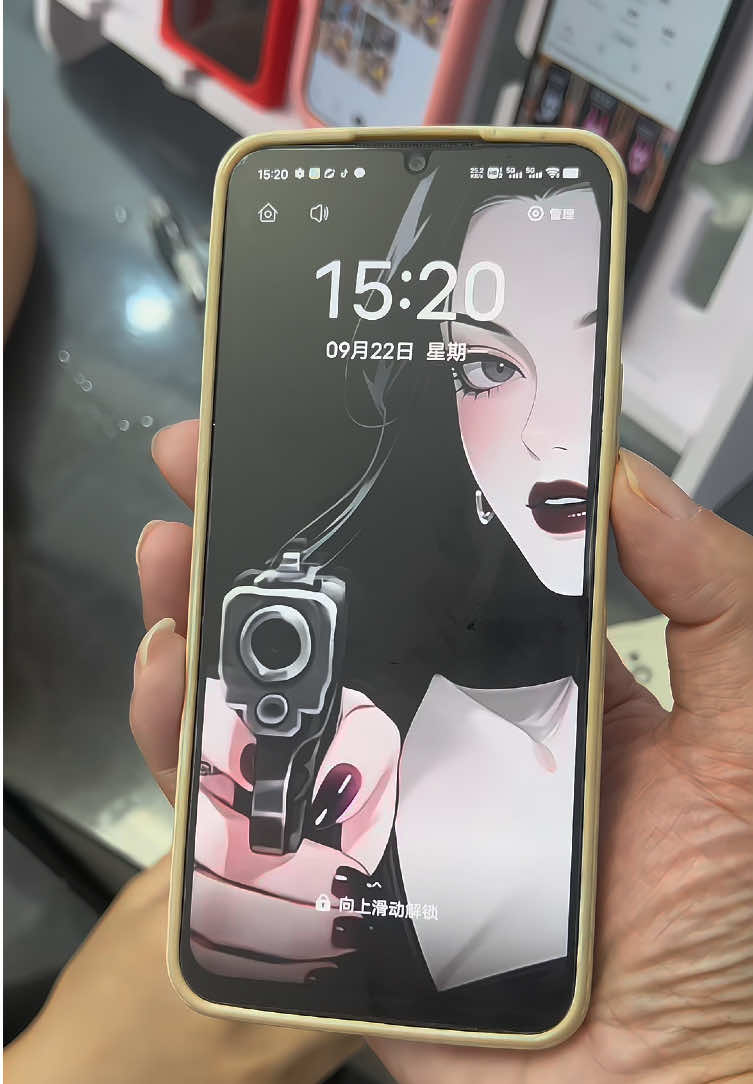 You can download the same style dynamic wallpaper for free, the template in the lower left corner is ready go and try it iphonewallpaper livewallpaper #capcutforus #capcut #capcutpioneer 
