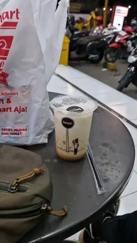 alfamart❤️‍🩹 #alfamart  #sadstory #sadvibes  #tulungagung24jam #fyp 