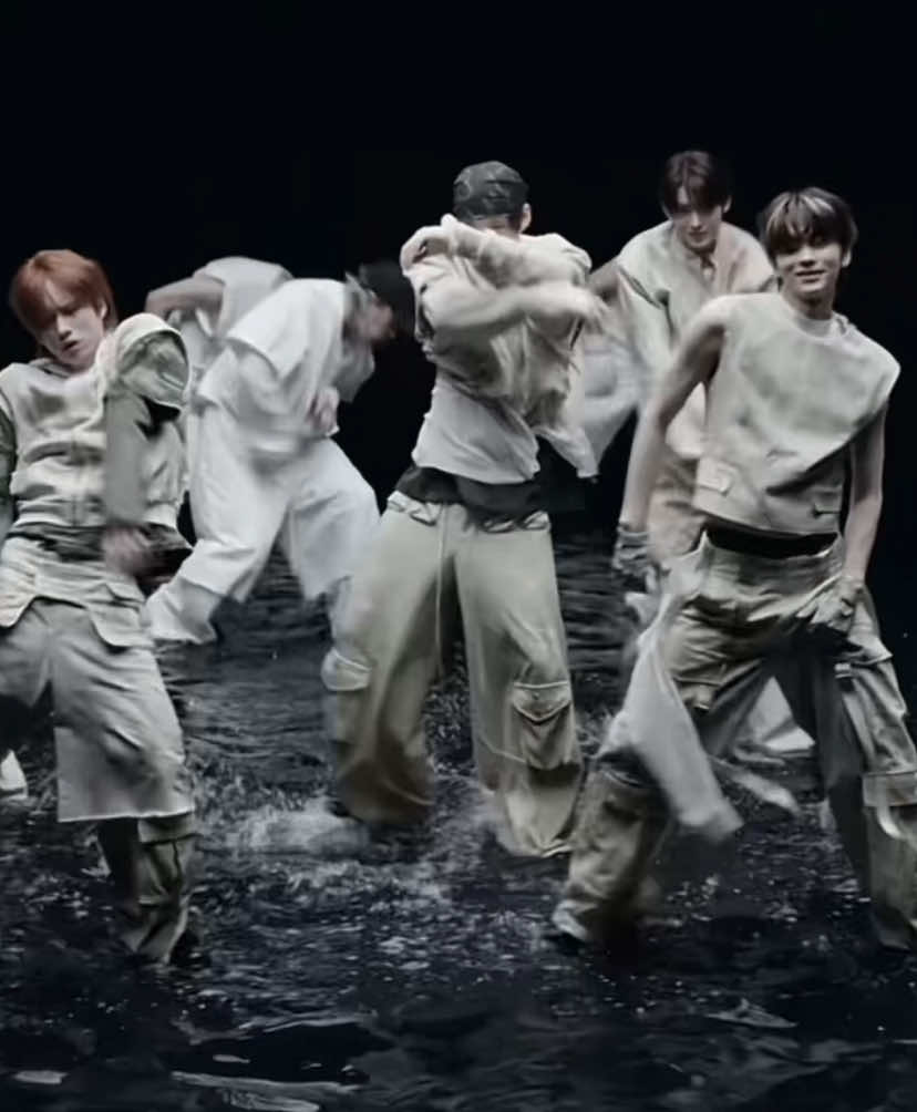 this is inspired by someone on my fyp but i lost the vid😭😭 #fyp #foryou #tws #247withus #투어스 #shinyu #dohoon #youngjae #hanjin #jihoon #kyungmin #viral #newmusic 