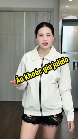 Giữ ấm tốt nhưng mặc lên vẫn đẹp #kieugialinh #aokhoacgio #aokhoacnam #julido 