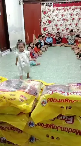 Terimakasih banyak kami ucapkan kepada bapak ibu yang telah berbagi kasih kepada kami, Doa kami akan selalu teriringi untuk bapak ibu di mana pun berada 🙏 INFO ALAMAT DAN DONASI ADA DI BIO PROFIL YA BAPAK IBU 🙏  #semuaorang  #fyp #videoviral #trend #fyppppppppppppppppppppppp 