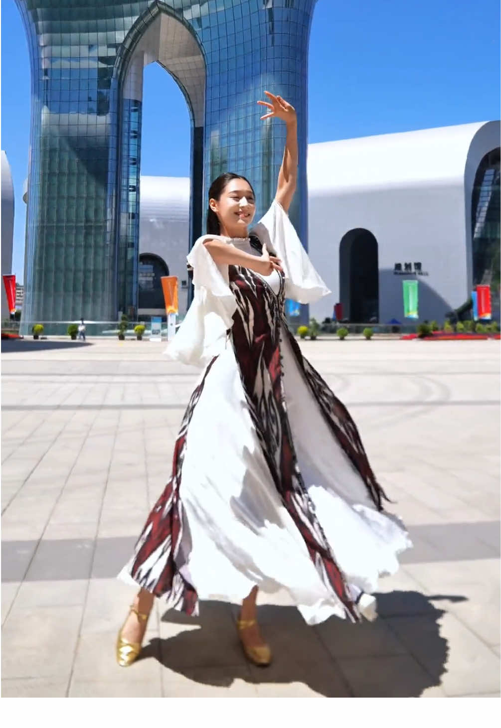 #folkdance #dance #dancewithme #ViralDance #TrendingNow 