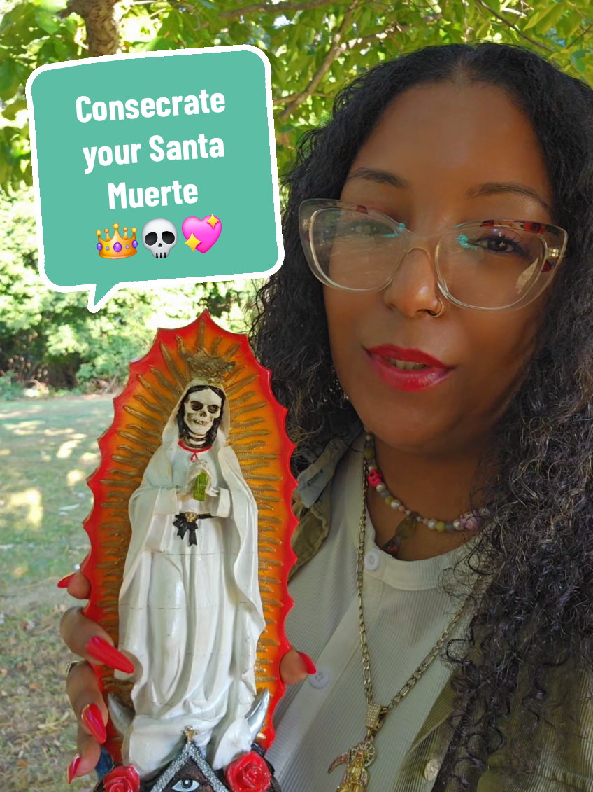 its imperative to cleanse, consecrate and invoke La Santa Muerte 👑💀💖🫶🕯🧙🏾‍♀️🧿#santamuerte #santisimamuerte #lasantisimamuerte #lasantamuerte #santamuertedevotee 