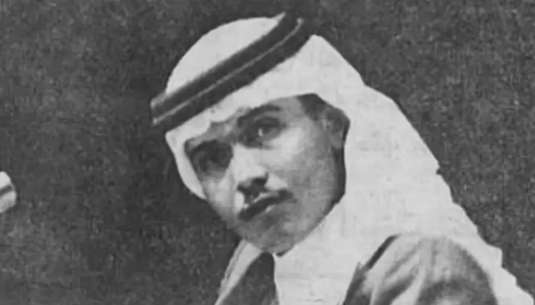 آه آه آه من قلبي نصحته بس عيا ينتصح نبضه يبيها آه آه آه منه ليه عيا ليه عزم يترك الكون ويجيها ماقدرت القى لهذا القلب حل الجواب اقفى بظله وارتحل ما بقالي غير انتي ياغريبه يارحيل العمر فيني يا حبيبه #explore #fyp #محمد_عبده 