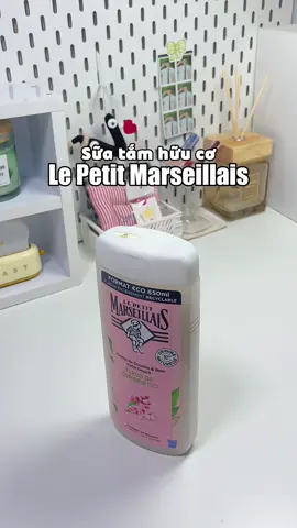 Em sữa tắm này siu thơm luôn nè mấy hai uiii #xuhuong #unboxing #muataitiktok #suatamnuochoa #lepetitmarseillais 
