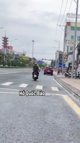 Bắt gặp đồng chí đang đi ngoài đường #lehoanghiep #2thang9 #vietnam #A80 #thongnhatdatnuoc 