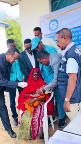 @ShaCrawi                                      Wasiirka Wasaaradda Caafimaadka iyo Daryeelka Bulshada Jubaland, Mudane Ismaaciil Axmed Garas, ayaa maanta si rasmi ah u daahfuray Wareegga 4aad ee Ololaha Talaalka Kadabageynta carruurta aan horey loo talaalin ama aan dhamaystirin talaallada joogtada ah sanadihii lasoo dhaafay..#Wasaaraddacaafimaadkjubbaland #caafimaadkabulshada #kismaayo #jubbaland #shacrawi7 #somalia 
