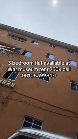 This is a 3 bedroom flat #umuahia #agent 
