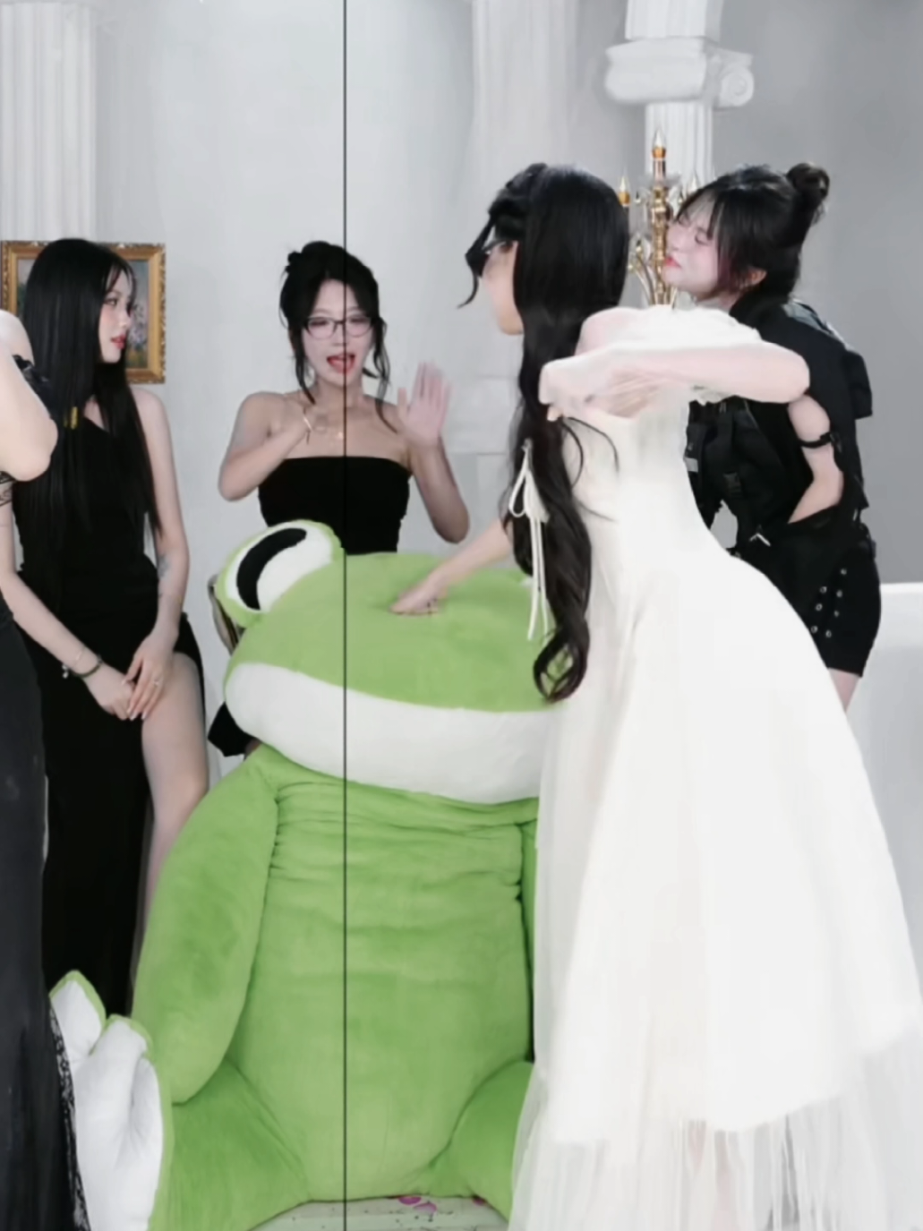 Phốt 💥 Bạch Nguyệt Quang NinNin lộ quá khứ côn đồ, tương tác vật lý với động vật nhỏ 🤭 @NinNin 🌗 @V-WORLD 019 #ninnin #vworld019ninnin #vworld019 #ninnin🌓 #ninninvworld019 