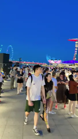 Best places to visit in Singapore how good is Singapore city tour 2025 #SingaporeTravel #VisitSingapore #SingaporeCityTour #SingaporeNightlife #foryou 