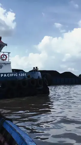 Makasi Bantuan OT(OVER TOWING)Nya KARYA PACIFIC 2251🔥#pelautsumbar #storytime #masukberandafyp #kapaltugboat #karyapasificshiping 
