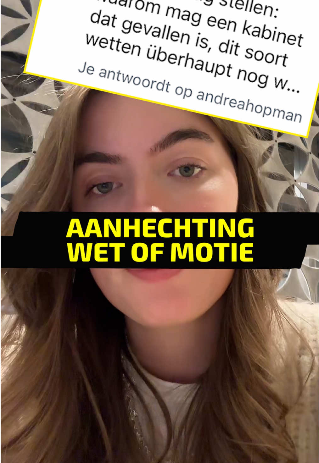 Moties zijn vaak politieke statements. Met meer tijd had dit kabinet het misschien nog opgepakt, maar waarschijnlijk ligt dit bij het volgende kabinet — afhankelijk van de samenstelling. Redactie: @meikemantel_ Edit: Maria Belkadi Bronnen: NU.nl, NOS, TweedeKamer.nl #politiek #motie #verbod #boerka #kabinet
