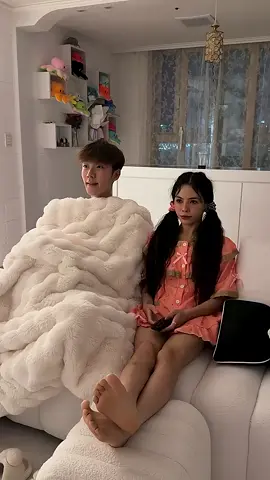 #UK #London #BritishCelebrities #RoyalFamily #PrinceHarry #MeghanMarkle #BritishCulture #Adele #EdSheeran #England #France #Paris #FrenchCelebrities #EiffelTower #FrenchStyle #FrenchMusic #Mbappe #Zidane #FrenchVibes #Russia #Moscow #Putin #RussianCulture #RussianMusic #SlavicBeauty #RussiaToday #EasternEurope #RussianStars #USA #Hollywood #AmericanCelebrities #TaylorSwift #SelenaGomez #JustinBieber #Beyonce #BillieEilish #ElonMusk #LosAngeles #nyc