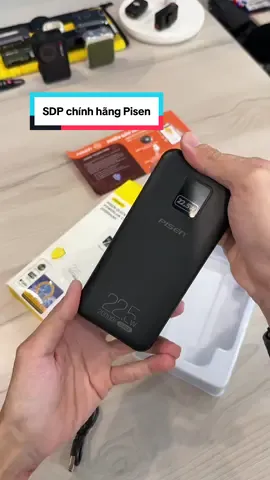 Sạc dự phòng hàng chính hãng Pisen, công suất 22,5W và có sẵn 2 dây sạc #LearnOnTikTok #muataitiktokshop #sacduphong #pisen #anhthichdien 