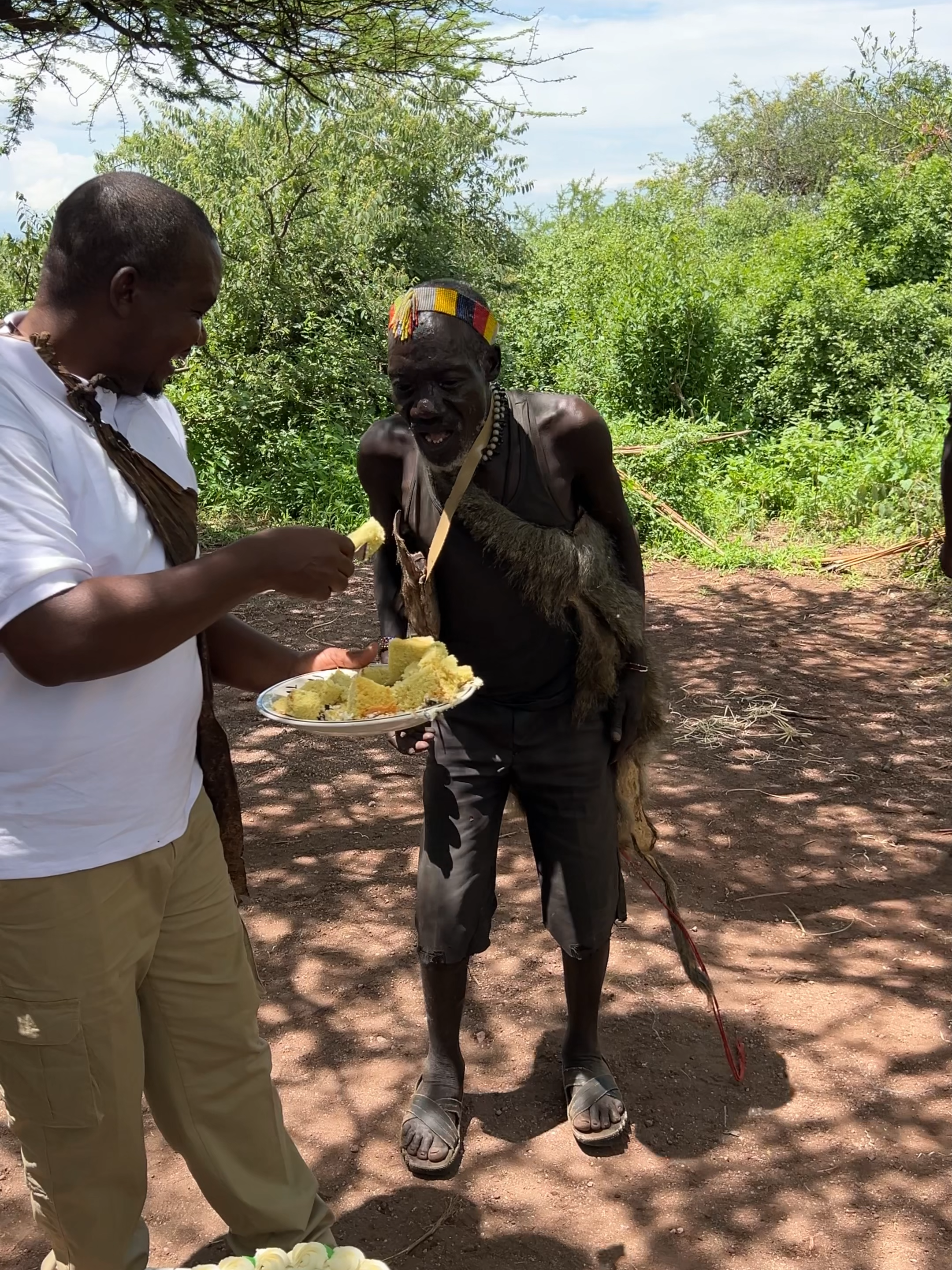 Hadzabe Tribe Tries Cake First Time #africa #hadzabe #tribe