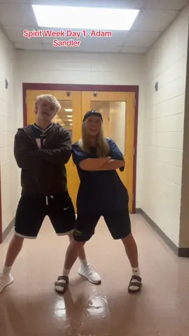 waiting for them to play Gangnam style #fyp #highschool #spiritweek #viral #OOTD @Brayden @Julia 