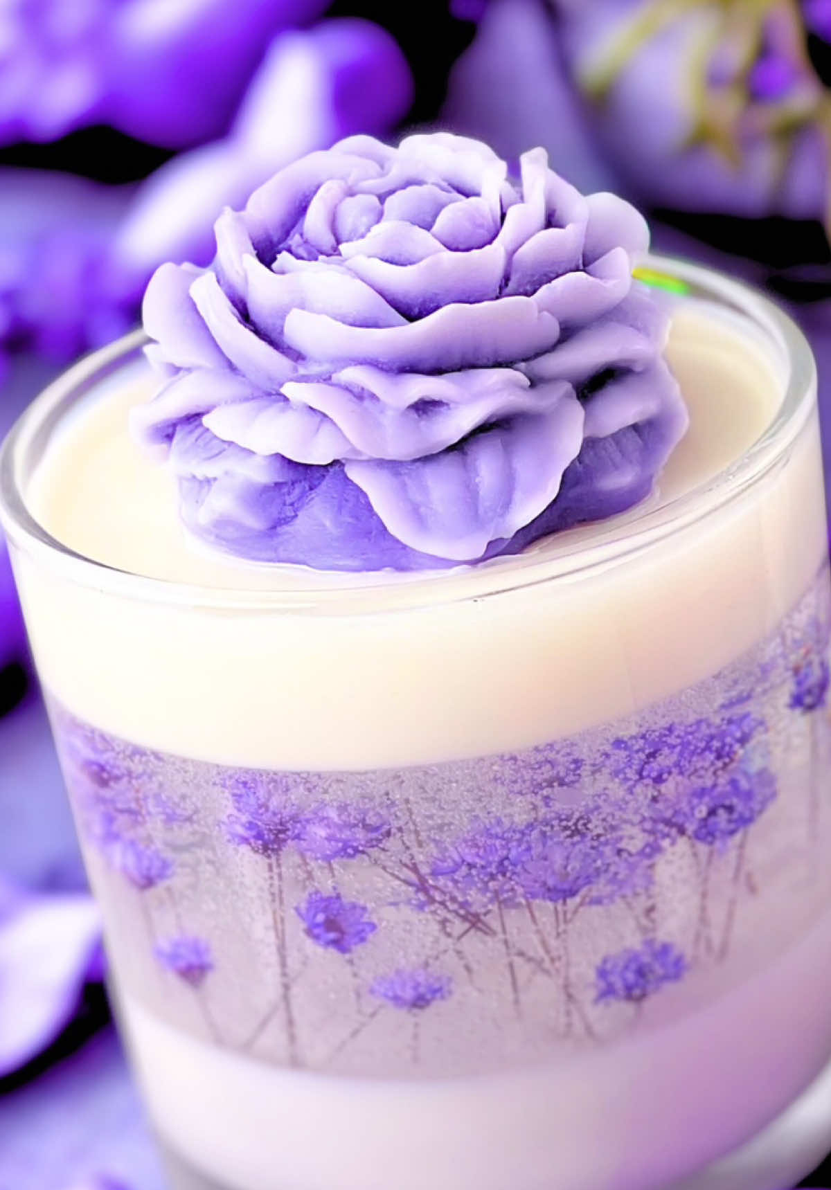 DANDO AS BOAS-VINDAS À PRIMAVERA COM ESSA VELA MARAVILHOSA! 🌸✨ Hoje celebramos o início da estação mais florida do ano com uma criação encantadora: a Vela Peônia com Elementos Florais! 😍 Aprenda o passo a passo e transforme nossas matérias-primas em uma peça que leva a energia da primavera para qualquer cantinho da sua casa! 💐 👇 E você, também ama essa estação? Conta pra gente nos comentários o que achou dessa criação aromática! 💬☺️ 📲 Quer criar a sua também? Chama a gente no WhatsApp: (11) 98717‑0166 e garanta seus materiais! 🛍️✨ #imperiodasessencias #springcandles #primavera #velasartesanales #fyp 