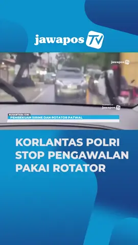 Korps Lalu Lintas (Korlantas) Polri resmi membekukan sementara penggunaan sirene dan rotator untuk kendaraan pengawal pejabat di jalan raya. Langkah ini diambil setelah ramainya keluhan masyarakat di media sosial yang menilai fasilitas tersebut sering disalahgunakan dan mengganggu ketertiban. Kakorlantas Polri Irjen Pol Agus Suryonugroho menegaskan bahwa pengawalan terhadap pejabat tetap berjalan, namun sirene dan rotator tidak lagi menjadi prioritas. Kebijakan ini diharapkan dapat menciptakan ketertiban dan kenyamanan lalu lintas serta merespons aspirasi publik secara langsung. #Polri #Sirene #Rotator #Korlantas #AgusSuryonugroho 