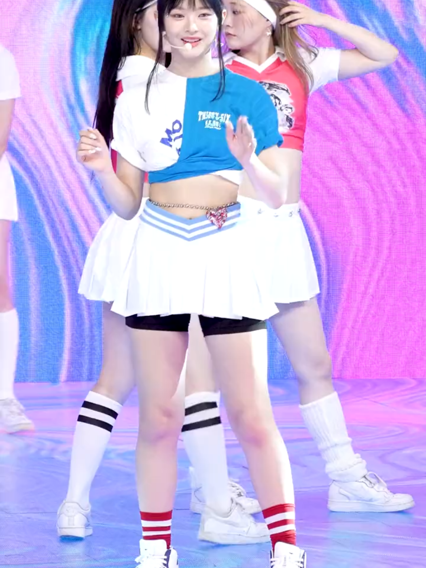 Super Shy' (NewJeans HANNI FanCam) #HANNI #NewJeans  #모모 #shorts #reels #fyp #viralreel #viral #trending #trend #fancam