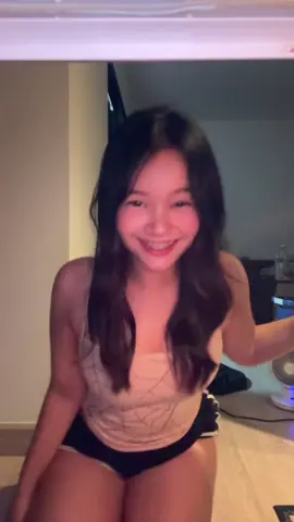 My fridge is tiny😢