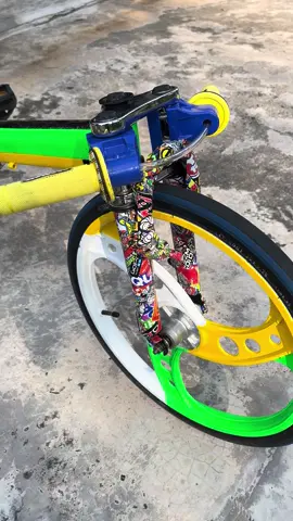 nak bike lawa boleh grab sticker boom ni dalam beg kuning😉 #fyppppppppppppppppppppppp #baisonlajak🔛🔝 #madnish🌸 #madnishstyle #affiliatemarketing 