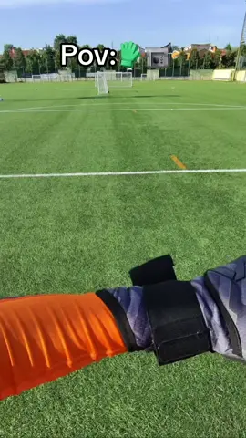 Pov: sei un portiere👀 #goalkeeper #portiere #calcio #football #pov 