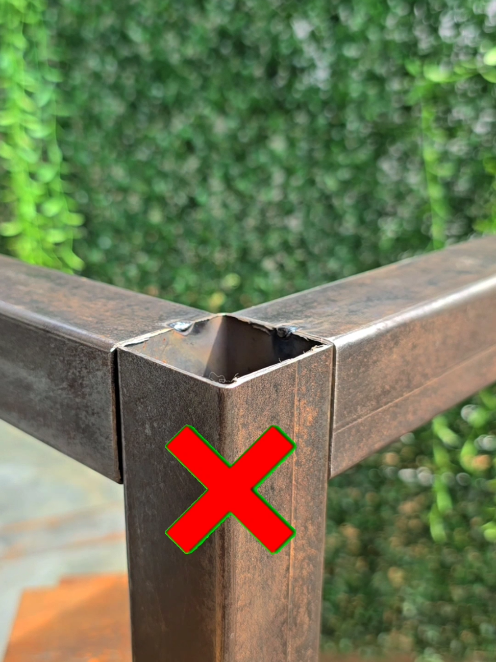 Beginner welders should know this, the technique of connecting three square tubes #welding #metalwork #weldingfebrication #art #artwork 