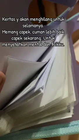 Sesulit itu mengurus cerai di pengadilan negeri. Semua saat bertabrakan, bawa 3 anak naik motor kemana2. 