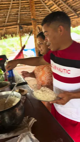 Ele gosta da macaxeira 