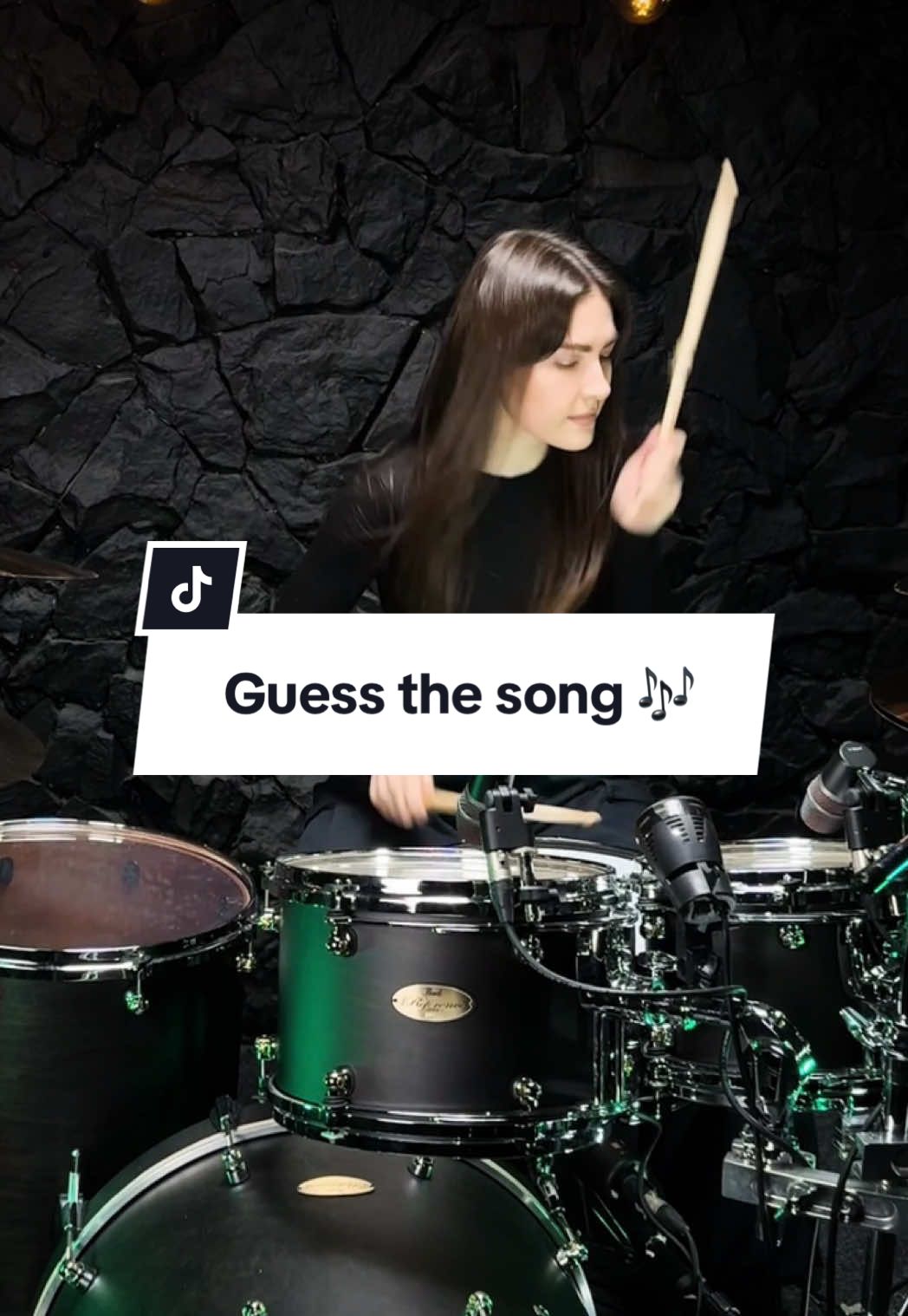 Can you guess the song?👇🎶  #drumcover #drums #drummer #drummergirl 