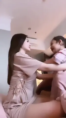 cepet sembuh nak mami kngen bercanda lagi sama kmu nak