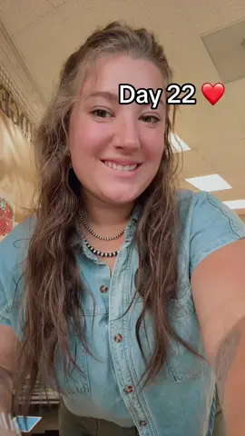 Day 22/30 ❤️ #westernfashion #westernteacher #30daychallenge 