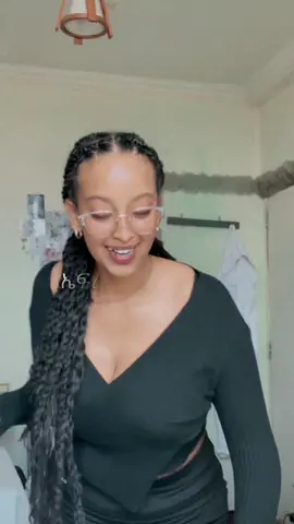 ፍቅር ቢገለፅ @Anastasia Couture … Loading 