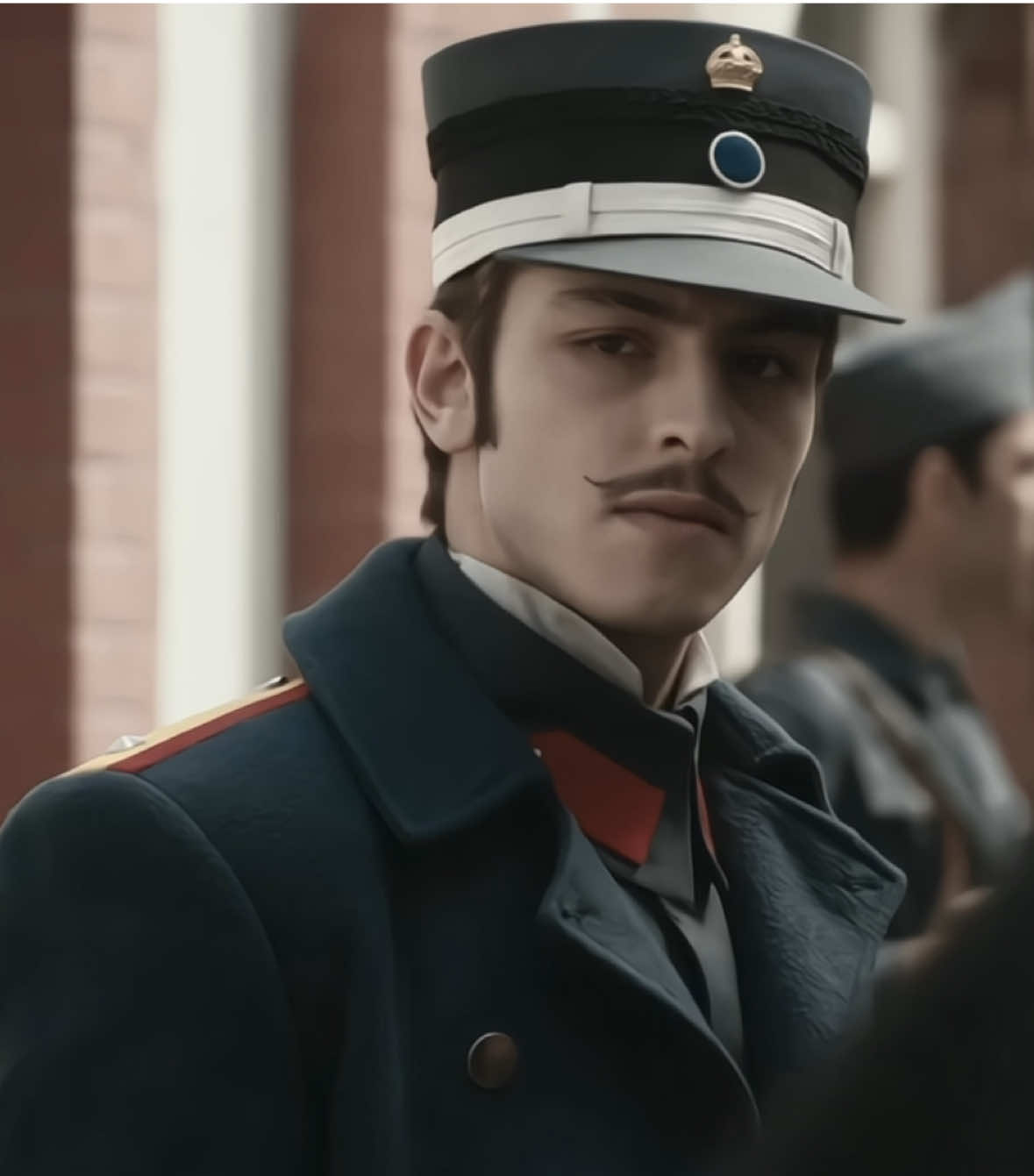 بدي ياك عليّ تحنّ ! #borankuzum #miraydaner 