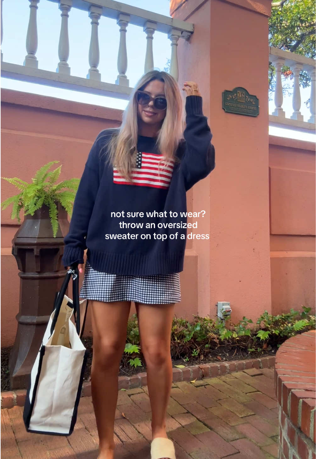 My favorite fashion hack!! ✨ Everyone always thinks it’s a skirt when I do this, but nope! The best part is when you get warm you just take the sweater off and you’re good to go 👏🏻