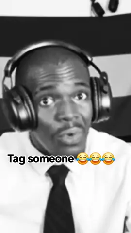 Tag someone 😂. #fyp 