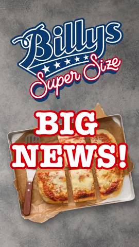 Say hello to Billys Supersize – our biggest pizzas ever!   Perfect for sharing (or not 😉), with a thick, fluffy crust and bold flavors!  🍕 VESUVIO – A true pizza classic! Ham, cheese & tomato sauce on our new airy base.  🌶️ PEPPERONI – Spicy, generous, and impossible to resist.  🧀 CHEESE & PESTO – A dream for cheese lovers. Vegetarian and full of flavor.  🐔 CHICKEN KEBAB – Spicy chicken, green chili & mozzarella. A flavor bomb for any day of the week! Which one are you grabbing first? 👀 In stores week 40! 💫  #BillysSupersize #FrozenPizzaGlowUp #PizzaNightEveryNight