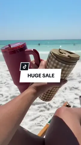 Frost Buddy keeps all my drinks cold! #frostbuddy #insulatedtumbler 